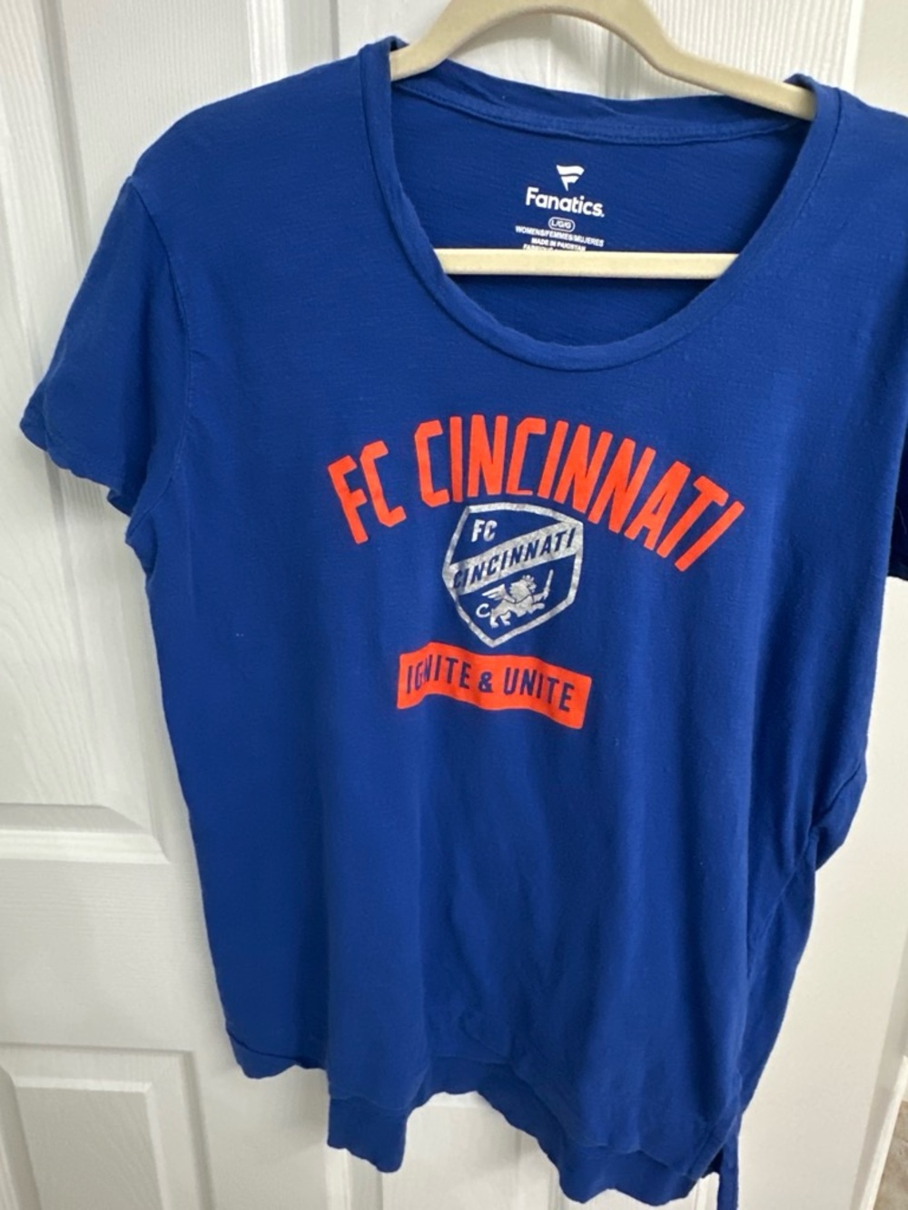 Fanatics FC Cincinnati women's Blue Graphic T-Shirt